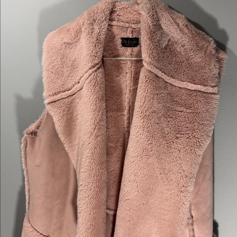 Me & Gee Pink Vest Size L/XL Made In Italy Faux Fur - Picture 6 of 7